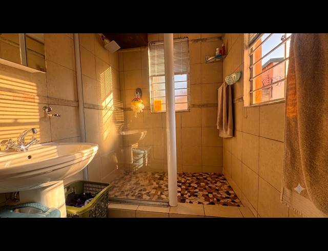 2 BEDROOM TOWNHOUSE FOR SALE IN MORNINGSIDE